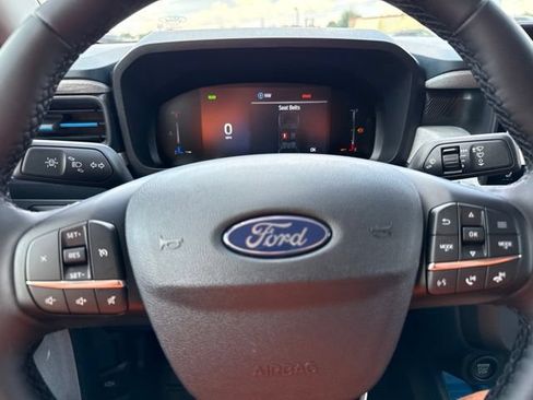 New 2026 Ford Maverick XLT w/ XLT Luxury Package FWD image 25