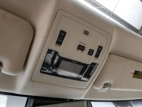 Used 2016 Lexus ES 350 w/ Luxury Package w/Wood Trim FWD image 33