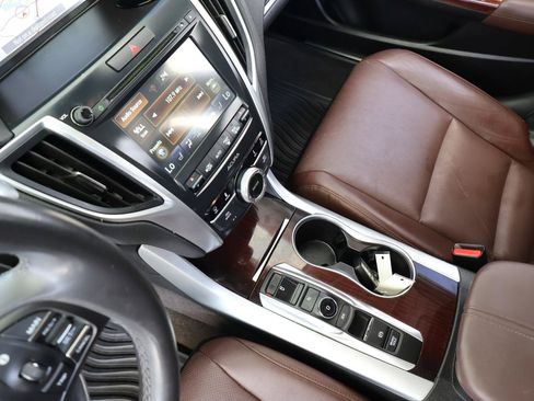 Used 2015 Acura TLX V6 w/ Technology Package FWD image 39