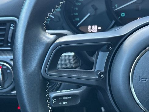 Certified 2016 Porsche 911 R RWD image 27