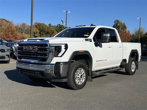 Used 2024 GMC Sierra 2500 SLE w/ SLE Convenience Package image 10