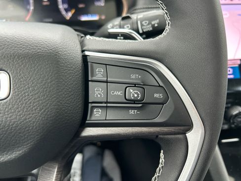 Used 2025 Jeep Grand Cherokee L Limited w/ Trailer Tow Package image 26