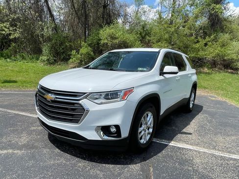 Used 2019 Chevrolet Traverse LT w/ LPO, Floor Liner Package AWD/4WD image 7