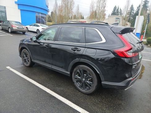 Used 2023 Honda CR-V Sport Touring image 4