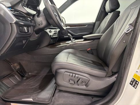 Used 2017 BMW X5 xDrive35d image 14
