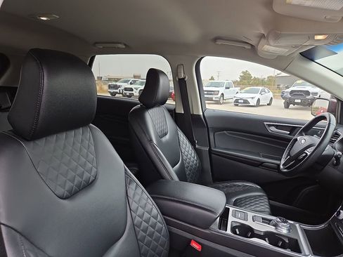 Used 2024 Ford Edge Titanium AWD/4WD image 14