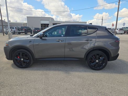 Used 2024 Dodge Hornet GT AWD/4WD image 6
