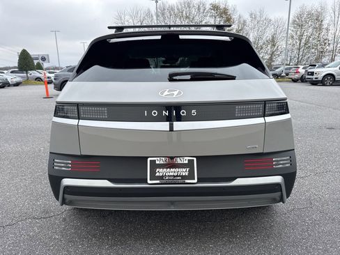 Used 2025 Hyundai Ioniq 5 SEL image 6