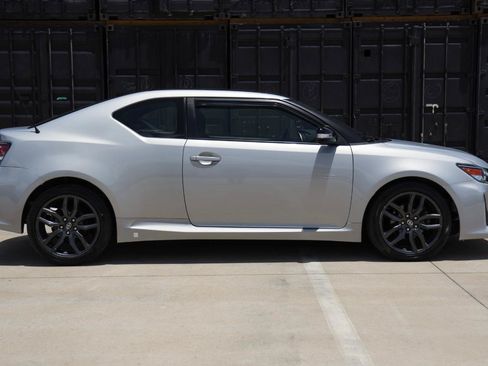 Used 2014 Scion tC 10 Series FWD image 13