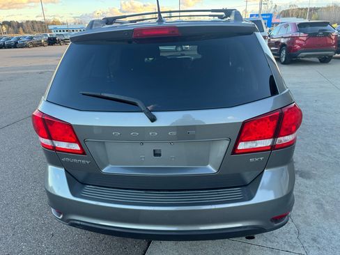 Used 2013 Dodge Journey SXT image 6