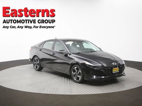 Used 2021 Hyundai Elantra SEL w/ Convenience + Premium Package FWD image 51
