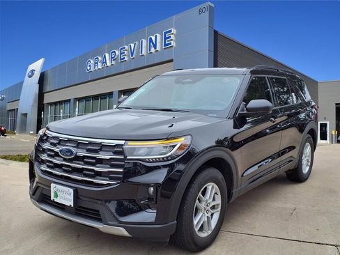 New 2026 Ford Explorer Active w/ Active Comfort Package RWD image 1