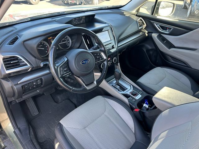 Used 2020 Subaru Forester Premium AWD/4WD image 23