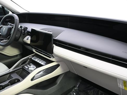 New 2026 Lincoln Nautilus Reserve w/ Jet Appearance Package AWD/4WD image 15