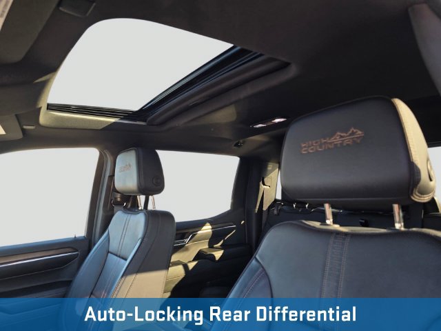 Used 2024 Chevrolet Silverado 1500 High Country w/ Midnight Edition AWD/4WD image 25