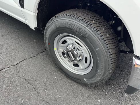 New 2026 Ford F250 XL w/ XL Chrome Package image 16