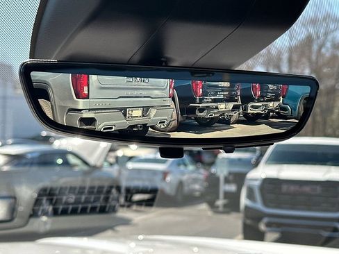 New 2026 GMC Yukon XL Elevation w/ Elevation Premium Package image 32