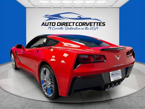 Used 2019 Chevrolet Corvette Stingray Coupe w/ 1LT RWD image 14