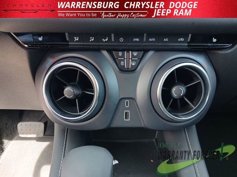 Used 2025 Chevrolet Blazer LT image 25