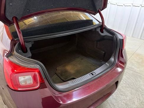 Used 2015 Chevrolet Malibu LTZ FWD image 9