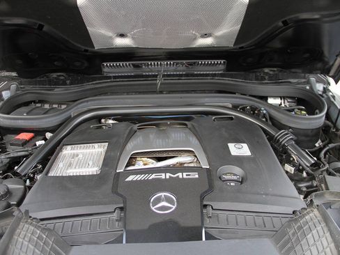 Used 2020 Mercedes-Benz G 63 AMG 4MATIC w/ G Manufaktur Interior Package image 28