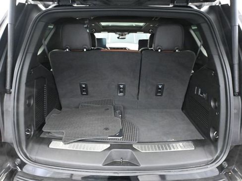 Used 2024 GMC Yukon Denali Ultimate AWD/4WD image 52