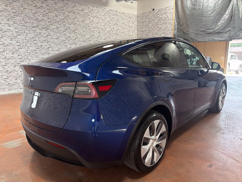 Used 2023 Tesla Model Y Long Range AWD/4WD image 7