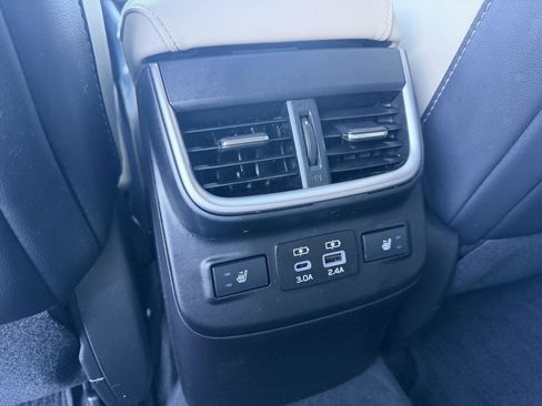 Used 2024 Subaru Legacy Limited image 37
