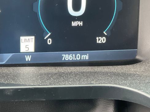 Used 2024 Ford F150 Lightning Lariat image 22