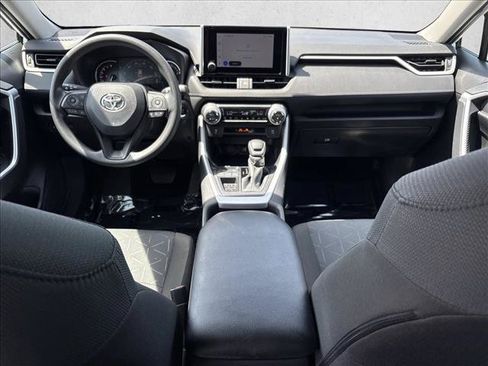 Certified 2025 Toyota RAV4 XLE FWD image 19