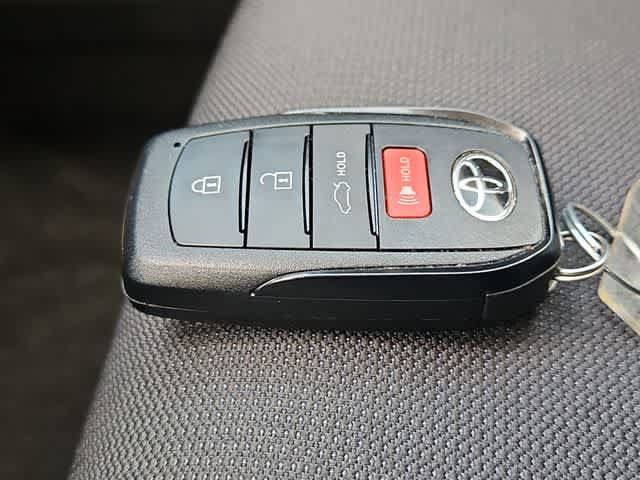 Used 2023 Toyota Corolla LE w/ LE Convenience Package FWD image 29