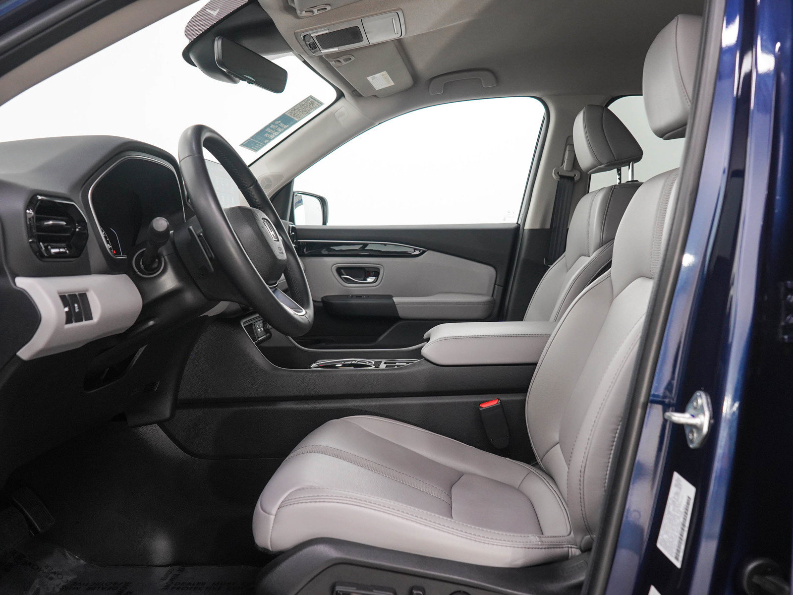 Used 2025 Honda Pilot EX-L image 25