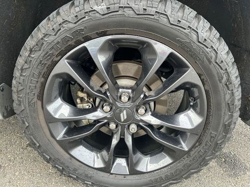 Used 2021 Dodge Durango GT w/ Blacktop Package AWD/4WD image 14