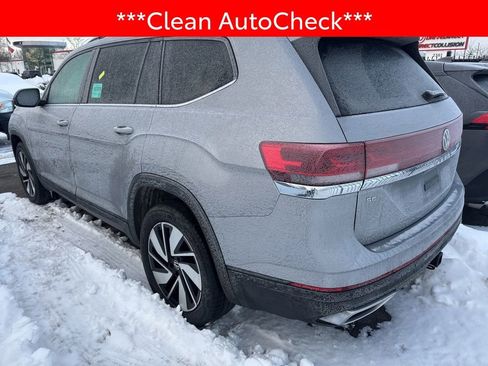 Used 2024 Volkswagen Atlas SE image 4