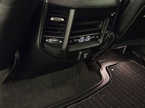 Used 2023 RAM 1500 Limited w/ Body Color Bumper Group image 29