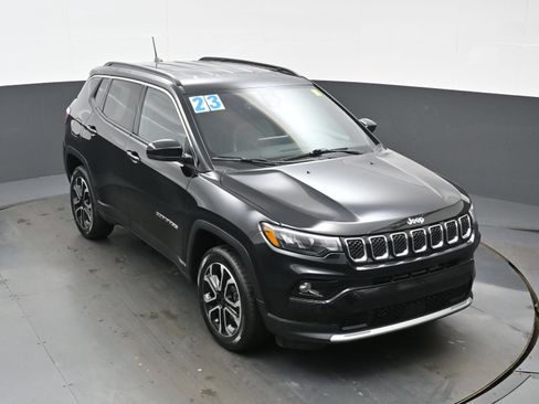 Used 2023 Jeep Compass Limited AWD/4WD image 35