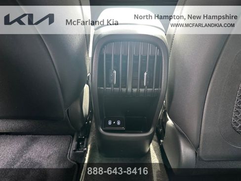 Used 2025 Hyundai Kona Limited image 23