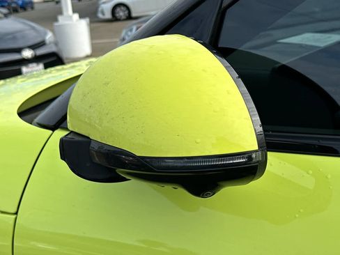 Used 2023 Genesis GV60 Advanced image 20