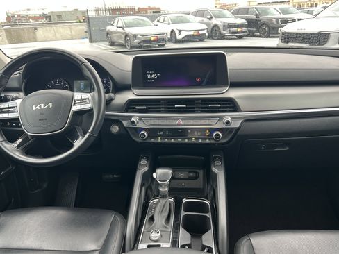 Used 2022 Kia Telluride S image 19