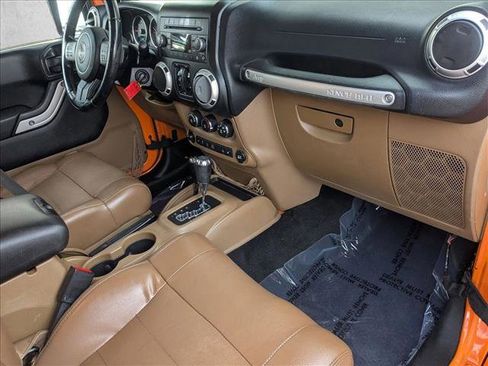 Used 2012 Jeep Wrangler Unlimited Sahara w/ Dual Top Group image 19