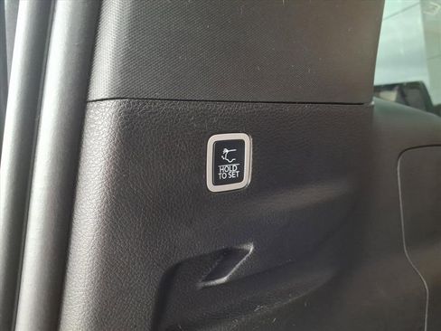 Used 2025 Jeep Grand Wagoneer L Series III w/ Rear Seat Video Group 1 image 27