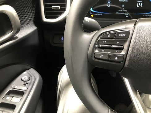 New 2026 Hyundai Venue SEL image 24