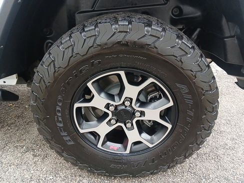 Used 2023 Jeep Wrangler Unlimited Rubicon w/ Steel Bumper Group image 68