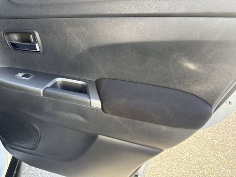 Used 2019 Mitsubishi Outlander Sport ES FWD image 16