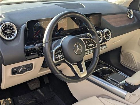 Used 2023 Mercedes-Benz GLA 250 image 10