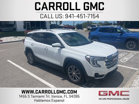 Used 2024 GMC Terrain SLT w/ Tech Package FWD image 1