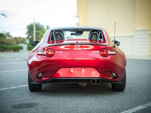 Used 2022 MAZDA MX-5 Miata Club image 8