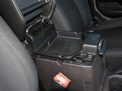 Used 2018 Jeep Wrangler Unlimited Sport S AWD/4WD image 23