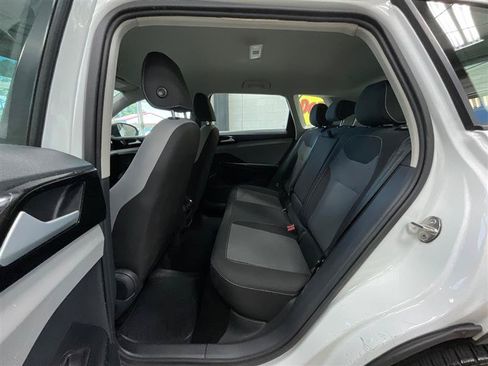 Used 2024 Volkswagen Taos S FWD image 21