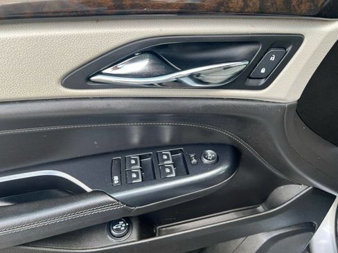 Used 2015 Cadillac SRX Performance w/ Driver Awareness Package image 28